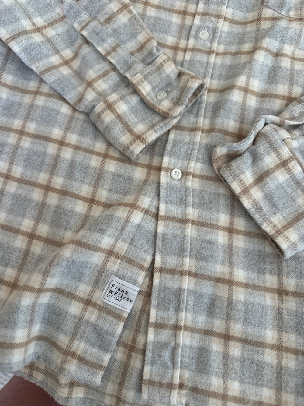 Frank & Eileen Women’s Italian Flannel Eileen Buttondown - Picture 3 of 3